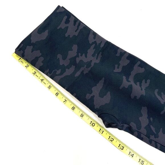 New✨ SPANX Look At Me Now Seamless Leggings (Sz L) - Picture 5 of 6